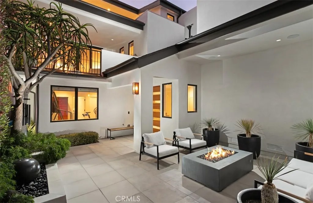 319 Jasmine Avenue