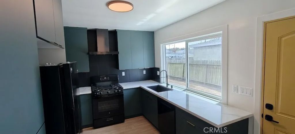 Photo of 18822 Cranbrook Ave, Torrance, CA 90504 (MLS # SB26083920)