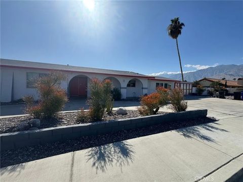 Photo of 4011 E Camino San Simeon, Palm Springs, CA 92264 (MLS # DW25042002)