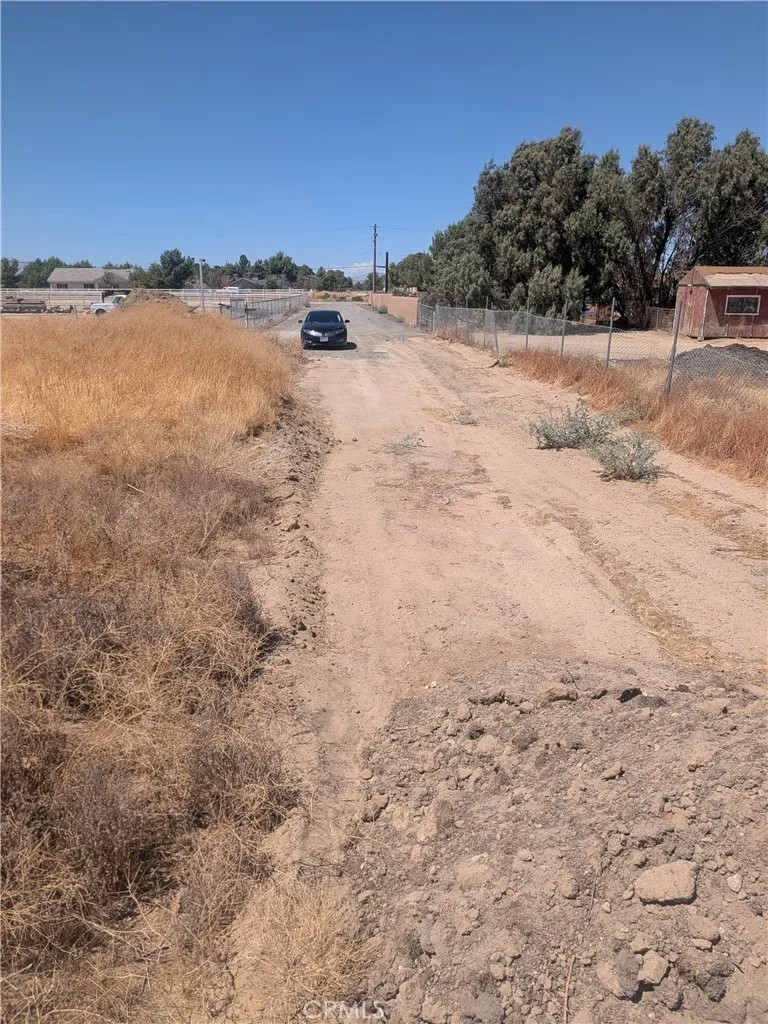 87 W Ave E-2