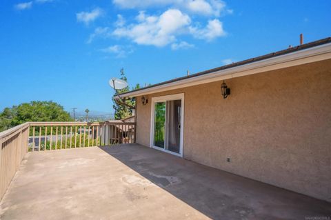 Photo of 1116 Circle Dr, Escondido, CA 92025 (MLS # 260002041)