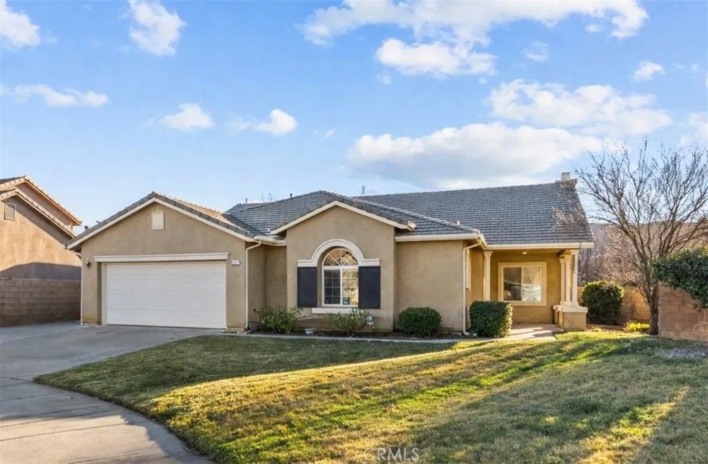 Photo of 6652 Lacolle Place, Lancaster, CA 93536 (MLS # SR26005785)