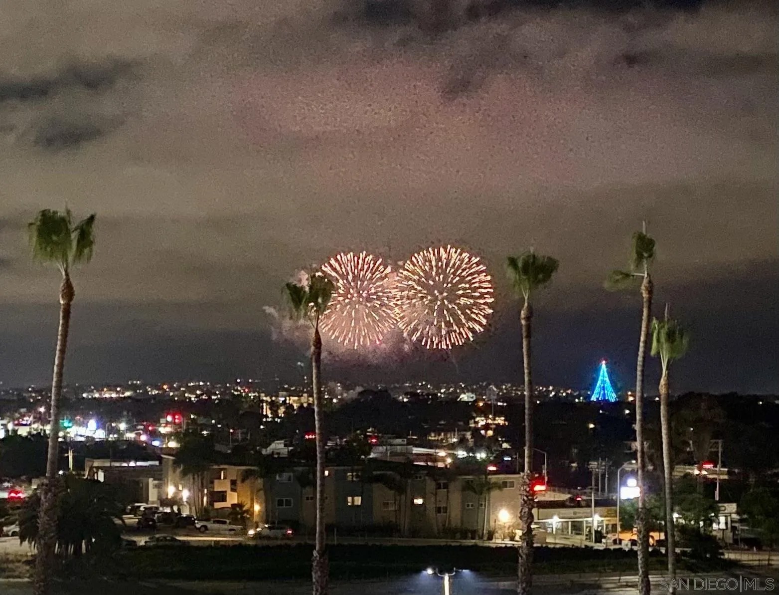 2540 Clairemont Dr 307