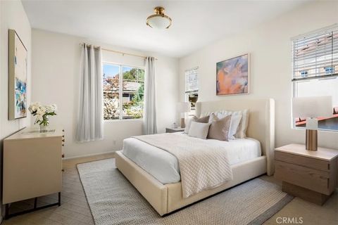 Tiny photo for 1126 Rosewalk Way, Pasadena, CA 91103 (MLS # AR25229245)