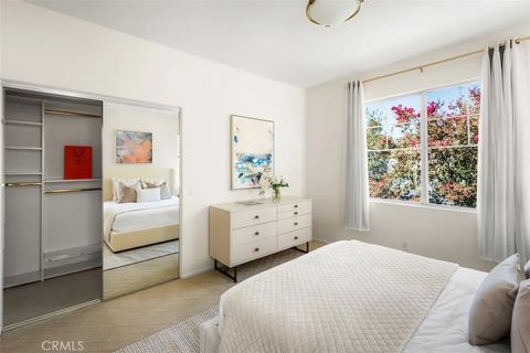 Tiny photo for 1126 Rosewalk Way, Pasadena, CA 91103 (MLS # AR25229245)