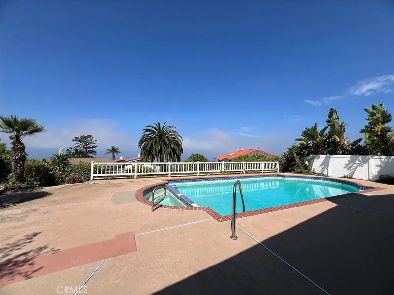 29129 Whites Point Drive
