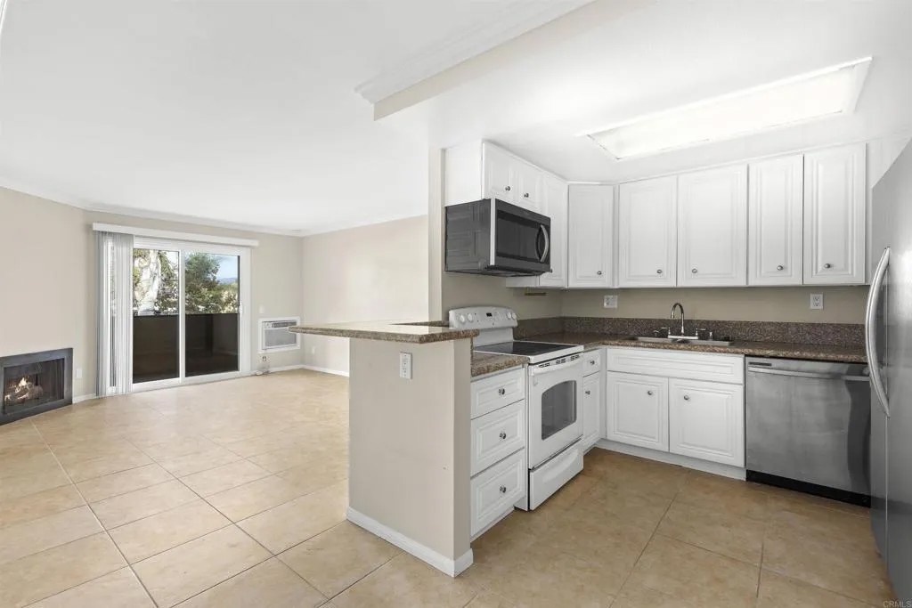 204 WOODLAND PKWY 217