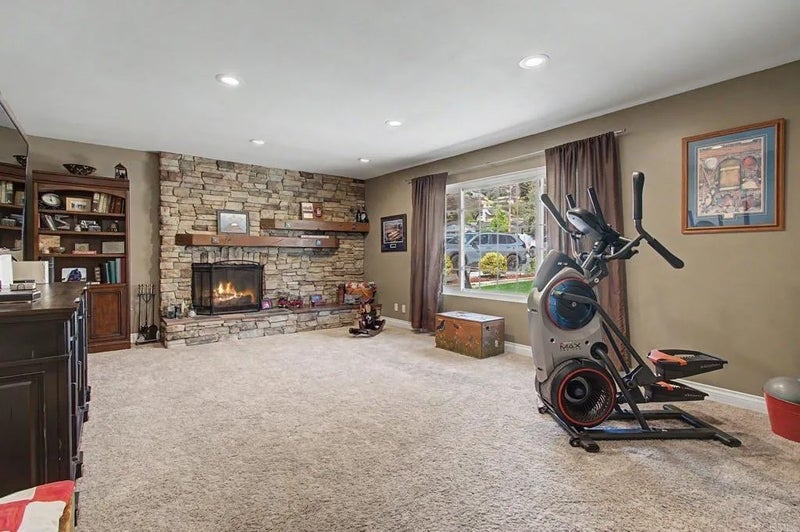 1354 Lindenwood Drive