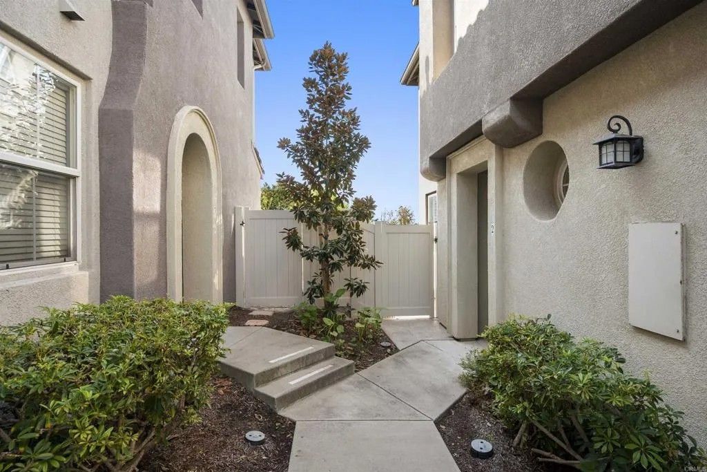 Photo of 1520 Bluffside Dr #2, Chula Vista, CA 91915 (MLS # PTP2600921)