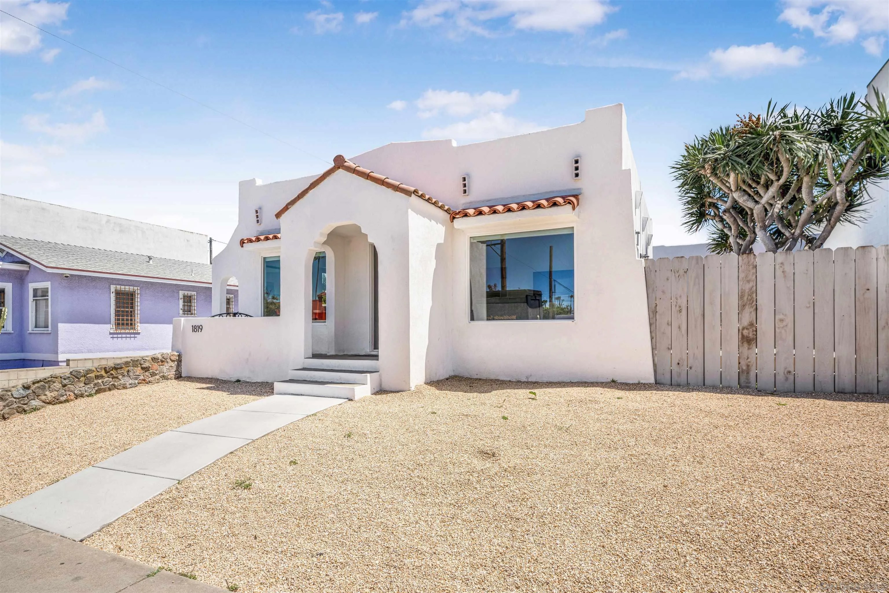 1817-19 Sunset Cliffs Blvd