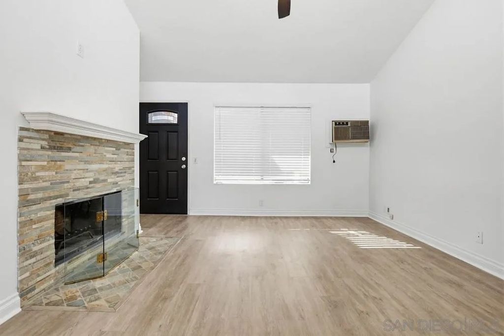 Photo of 4675 Oregon St #6, San Diego, CA 92116 (MLS # 260001679)
