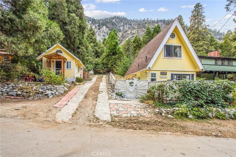 39429 Canyon Drive