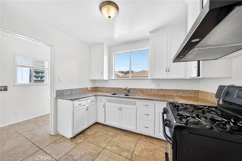 Tiny photo for 7046 Murietta Ave, Van Nuys, CA 91405 (MLS # OC25229417)