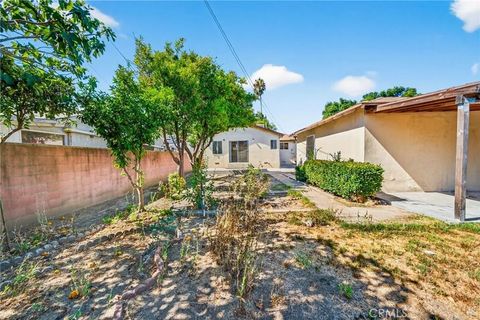 Tiny photo for 7046 Murietta Ave, Van Nuys, CA 91405 (MLS # OC25229417)