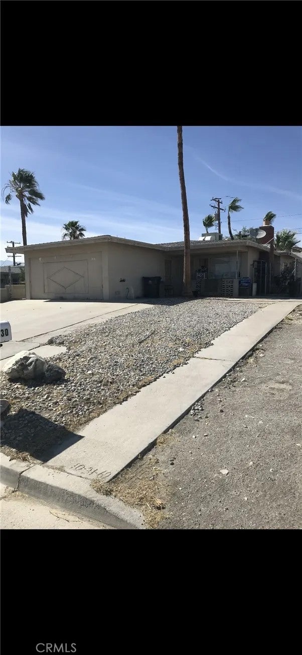Photo of 66730 1 St, Desert Hot Springs, CA 92240 (MLS # SR26127371)