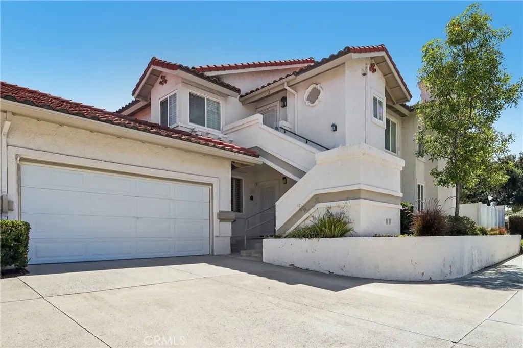 Photo of 10 Pantano, Rancho Santa Margarita, CA 92688 (MLS # OC26089785)