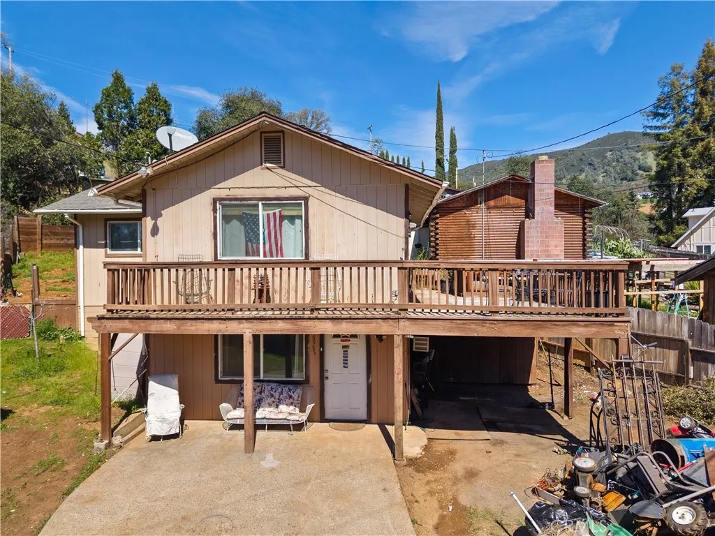 6985 Floyd Way
