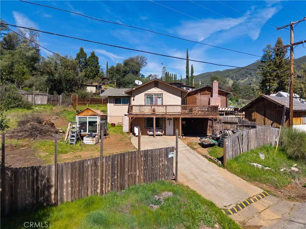 6985 Floyd Way