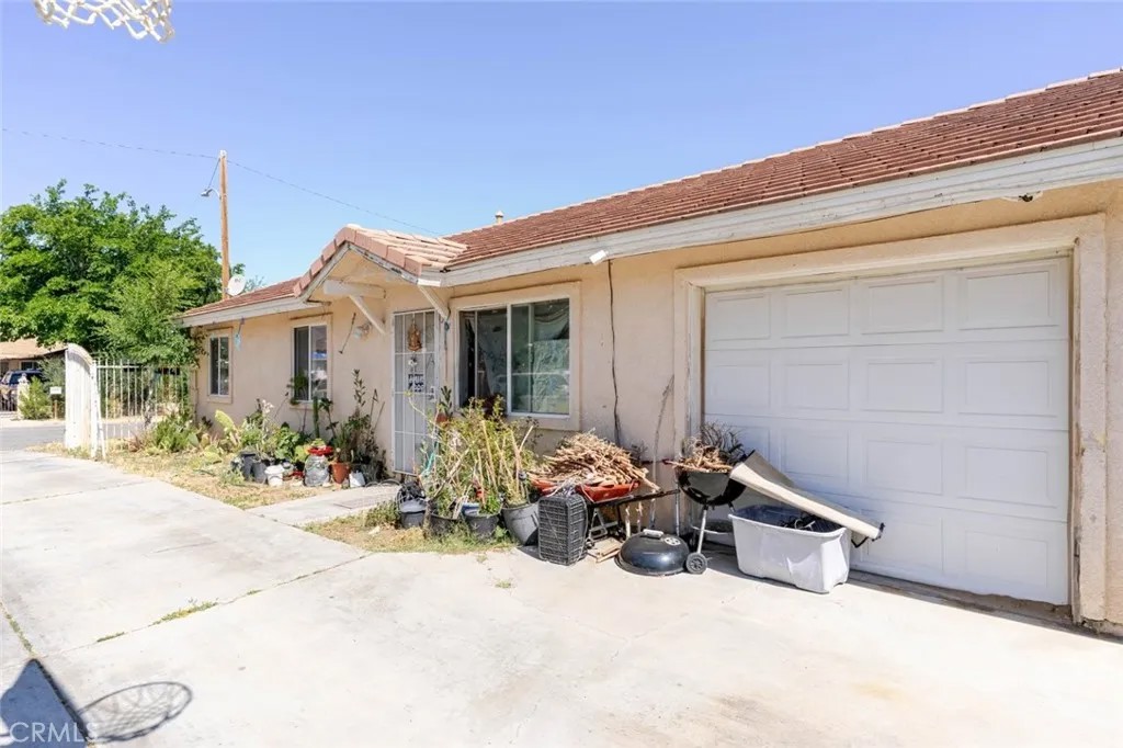 38726 4th Street East