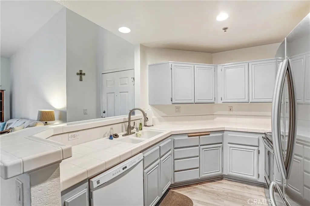 5728 Oak Bend Lane 310