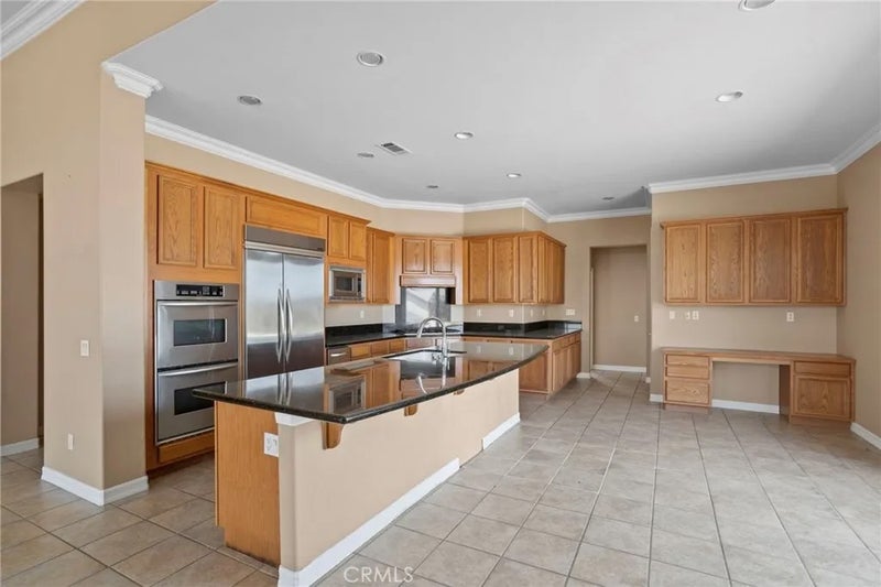 18530 Oak Park