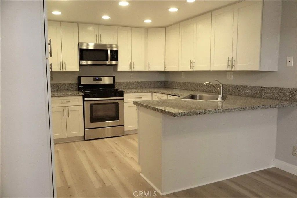 Photo of 26242 Fern Glen #78, Lake Forest, CA 92630 (MLS # OC26002991)