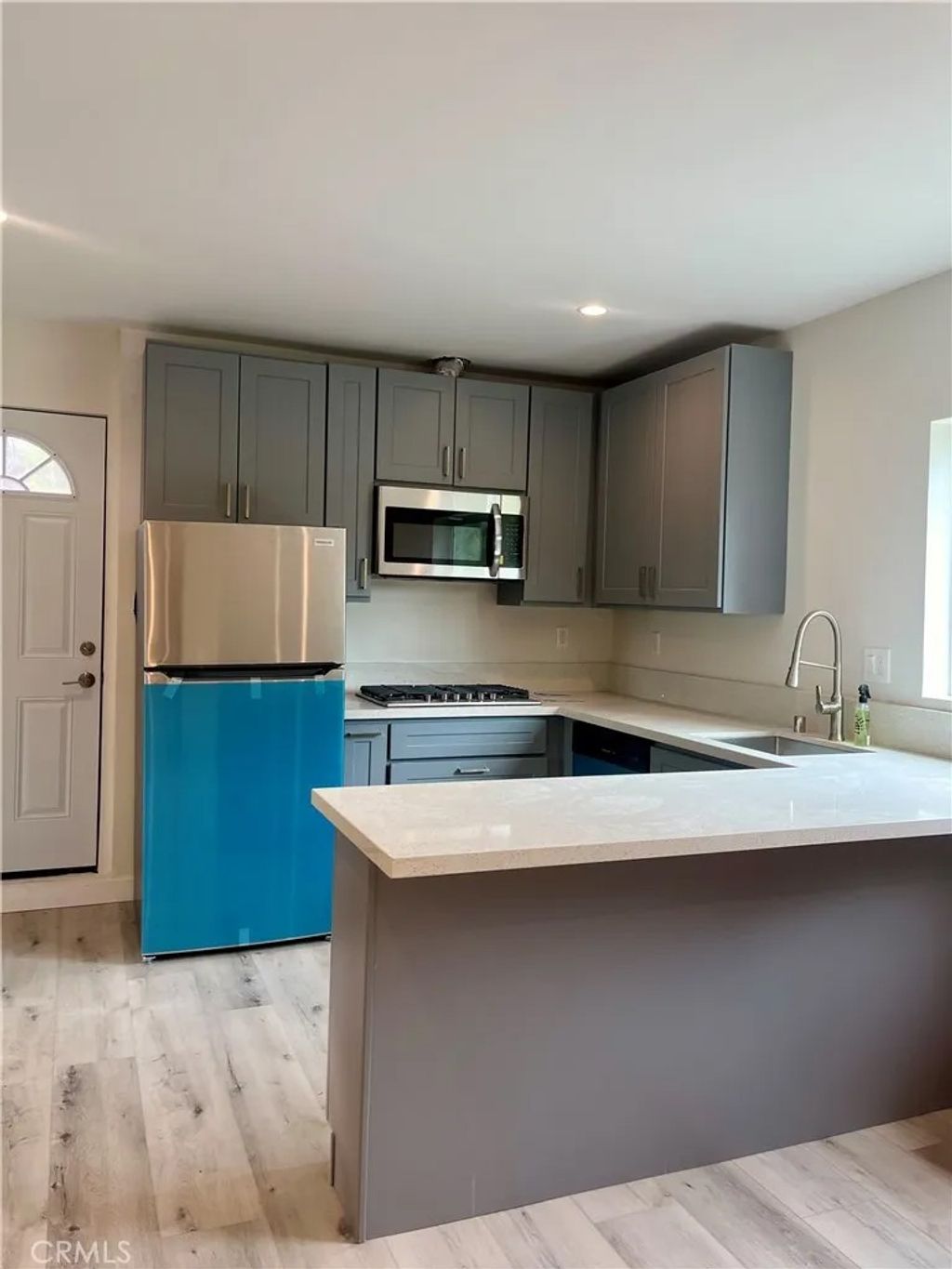 Photo of 20757 Clark Street, Woodland Hills, CA 91367 (MLS # SR26054716)