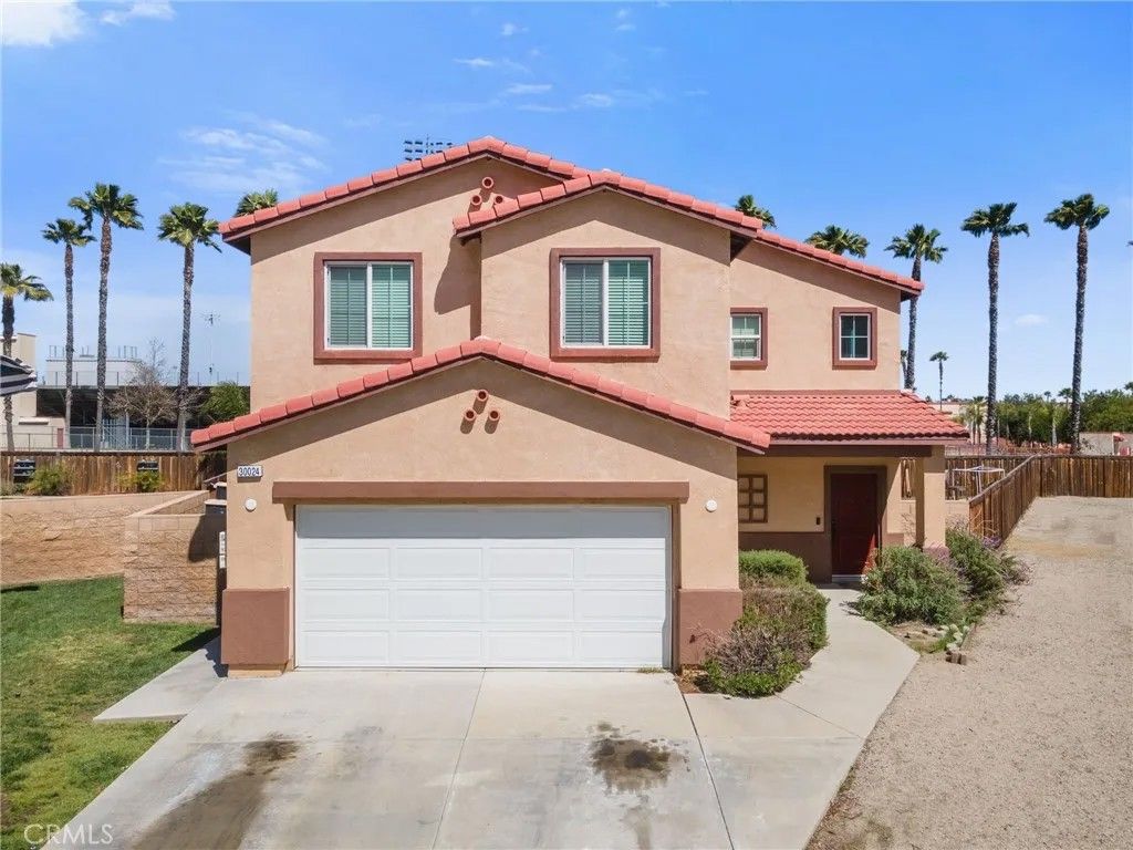 Photo of 30024 Victoria WAY, Lake Elsinore, CA 92530 (MLS # SW26104122)