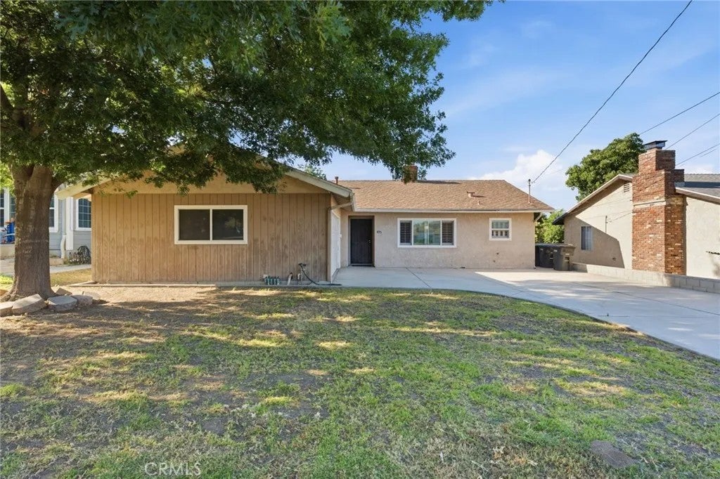 495 W C Street