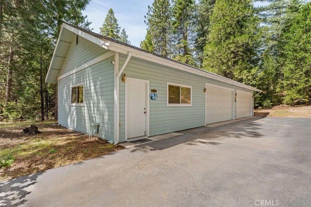 521 Pony Trail