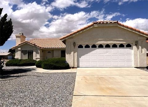 Photo of 14744 Crofton Lane, Helendale, CA 92342 (MLS # CV26086683)
