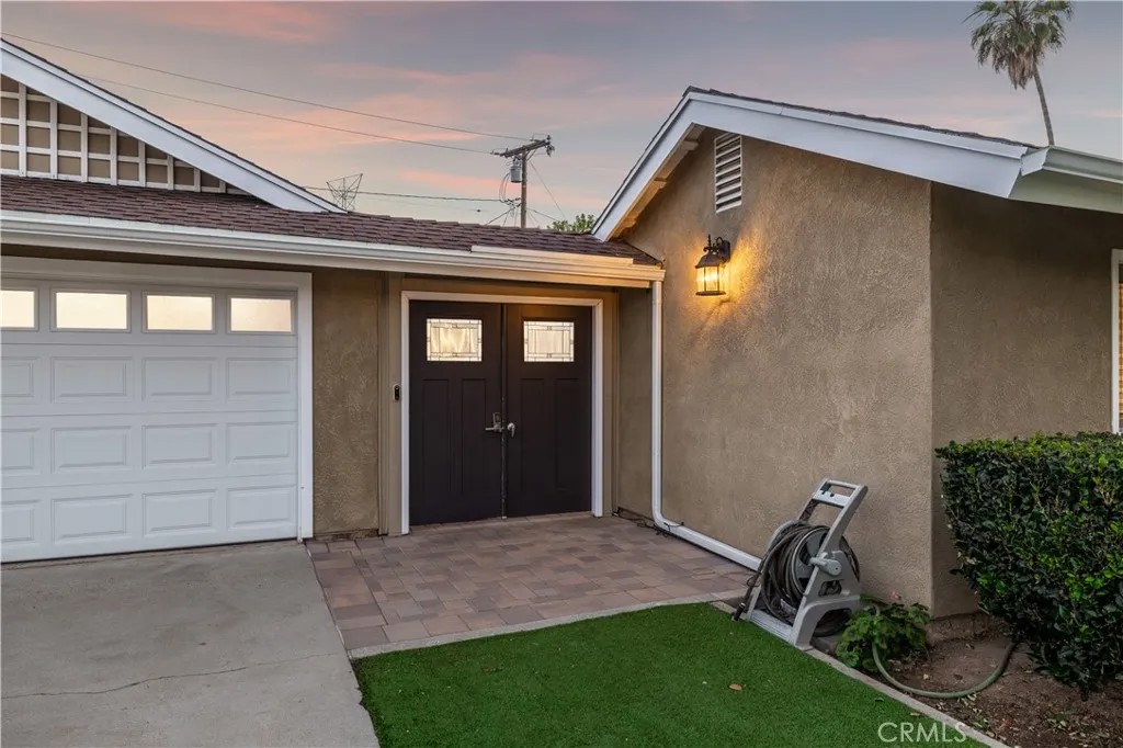 1620 Victoria Place