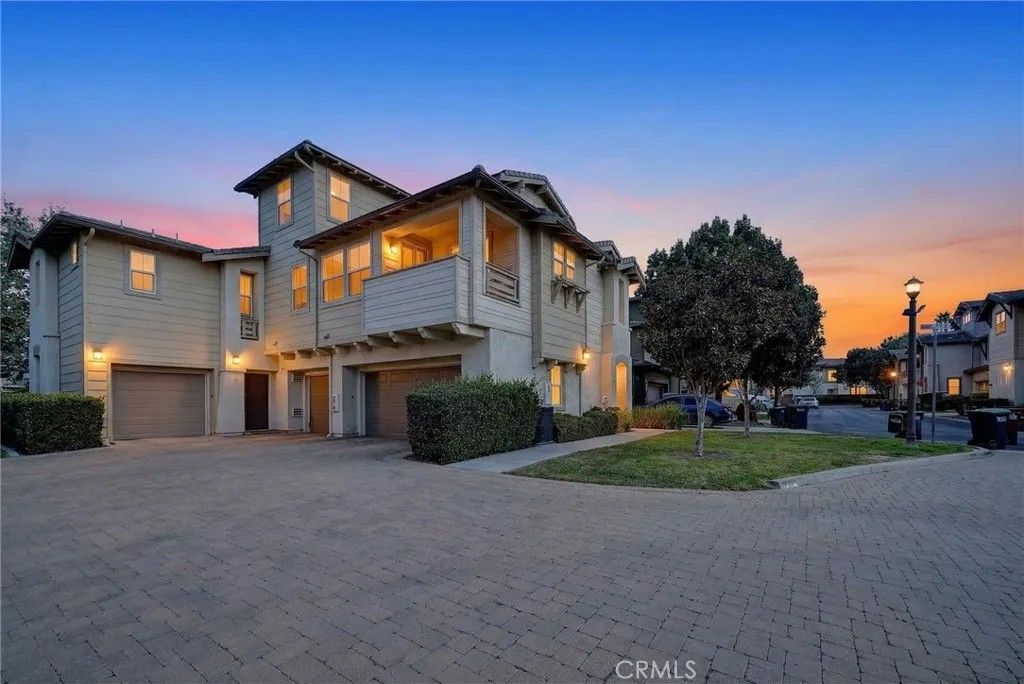 Photo of 41555 King Palm Ave #2, Murrieta, CA 92562 (MLS # SW26063378)