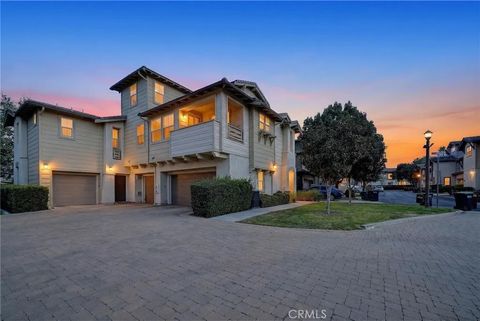 Photo of 41555 King Palm Ave #2, Murrieta, CA 92562 (MLS # SW26063378)