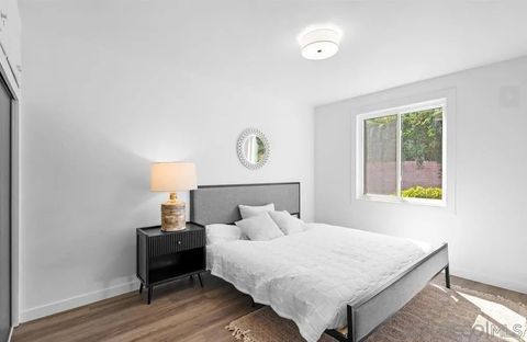 Tiny photo for 4972 Ensign St, San Diego, CA 92117 (MLS # 250042200)