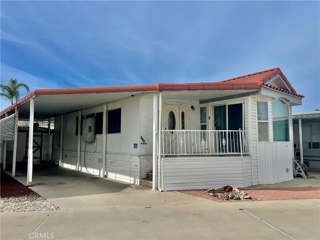 Photo of 1295 S Cawston Ave #429, Hemet, CA 92545 (MLS # SW26018875)
