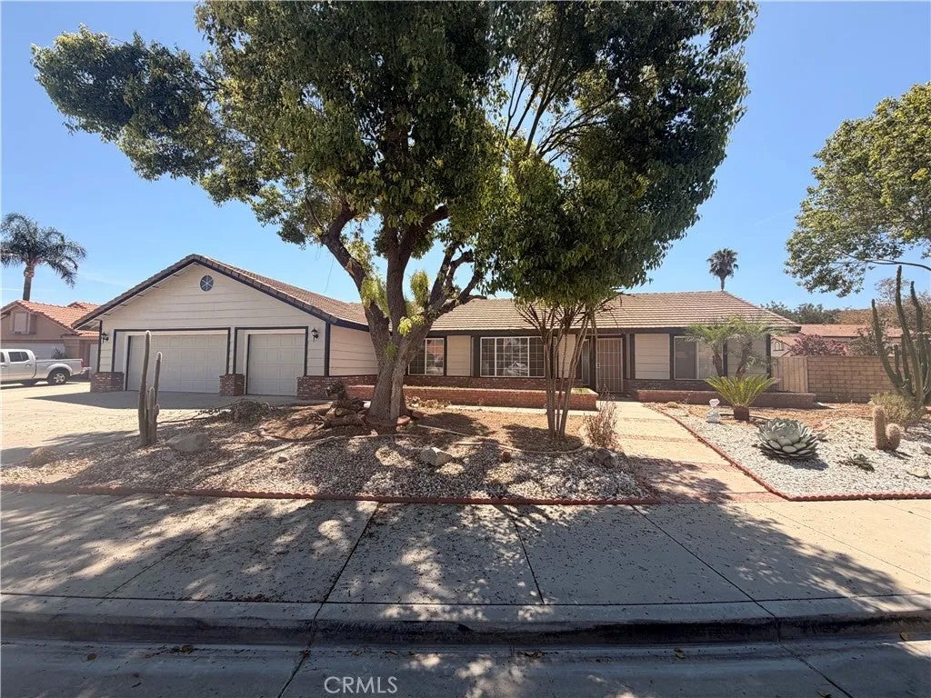 Photo of 1515 Tabor Hill Court, San Jacinto, CA 92583 (MLS # SB26184503)