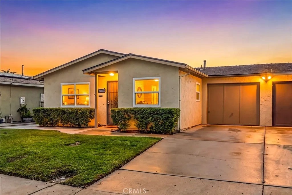 Photo of 4609 Calle Del Palo, Oceanside, CA 92057 (MLS # SW26229536)