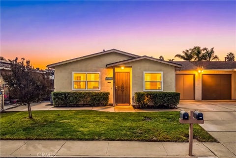 Photo of 4609 Calle Del Palo, Oceanside, CA 92057 (MLS # SW26229536)