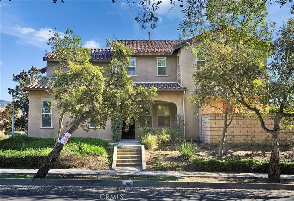 Photo of 1060 Rose Ave, Pasadena, CA 91107 (MLS # OC26016867)