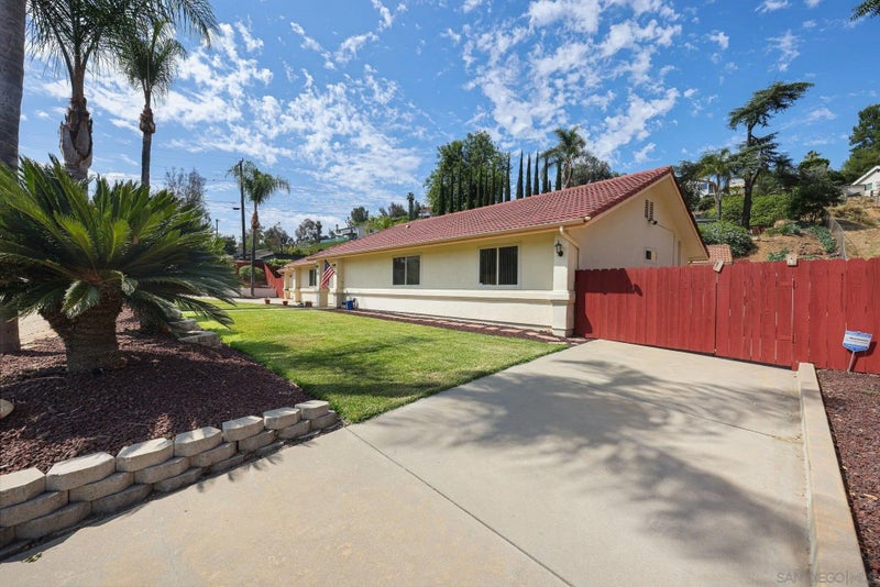 12175 Gay Rio Dr