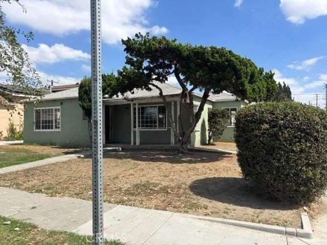424 WARD Avenue South