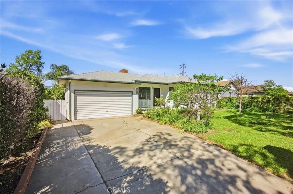 Photo of 1540 W D St, Ontario, CA 91762 (MLS # CV26059808)