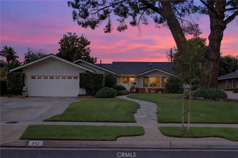 812 Alta Vista