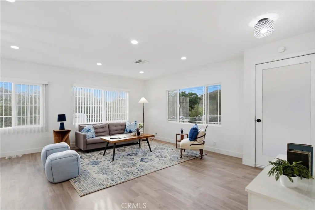 Photo of 33405 Old State HWY, Hemet, CA 92545 (MLS # SW26180105)