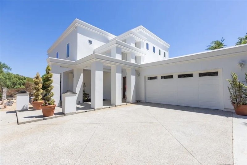 9731 Rangeview