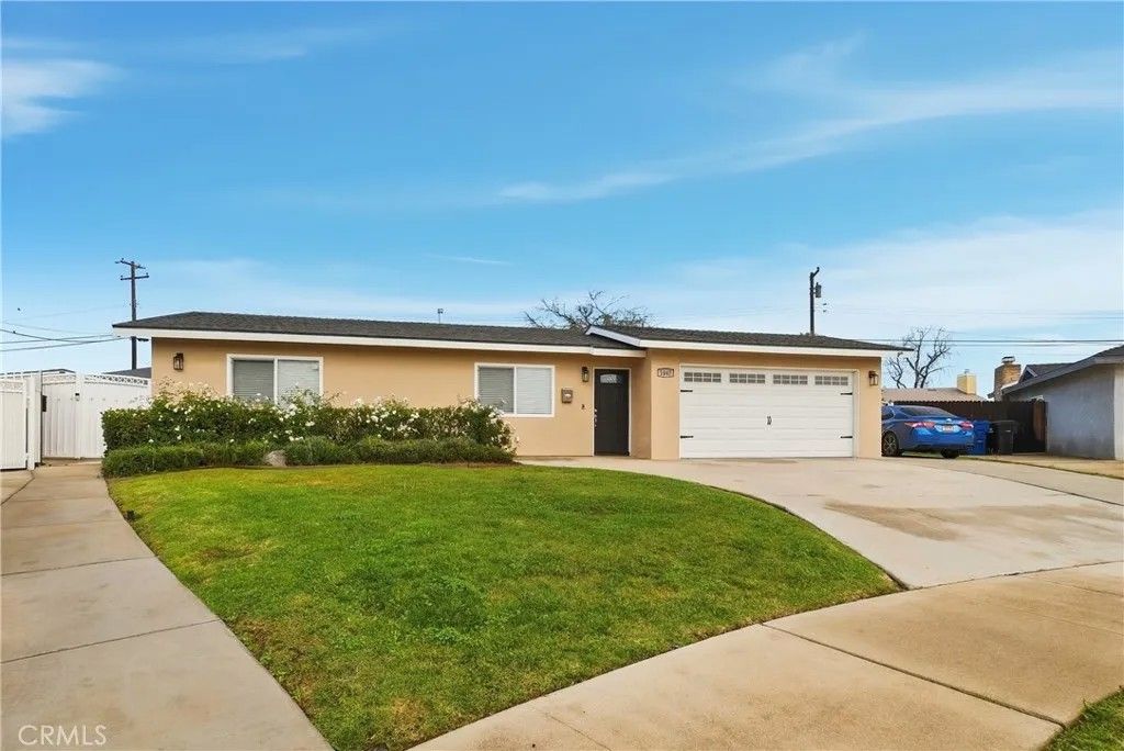 Photo of 1647 N Lake Ave, Ontario, CA 91764 (MLS # CV26016512)