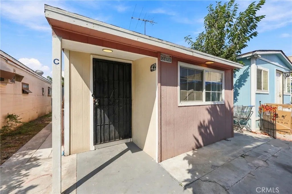 12265 Woodruff 42
