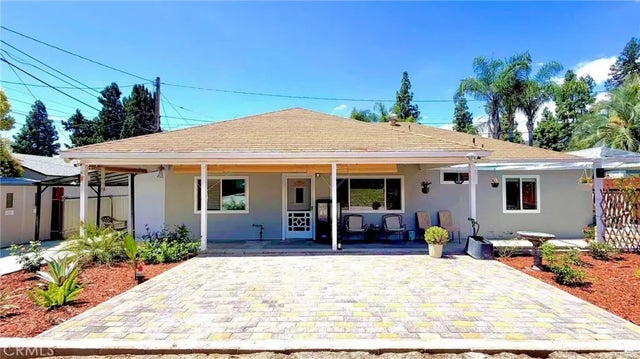 111 Poinsettia, Monrovia