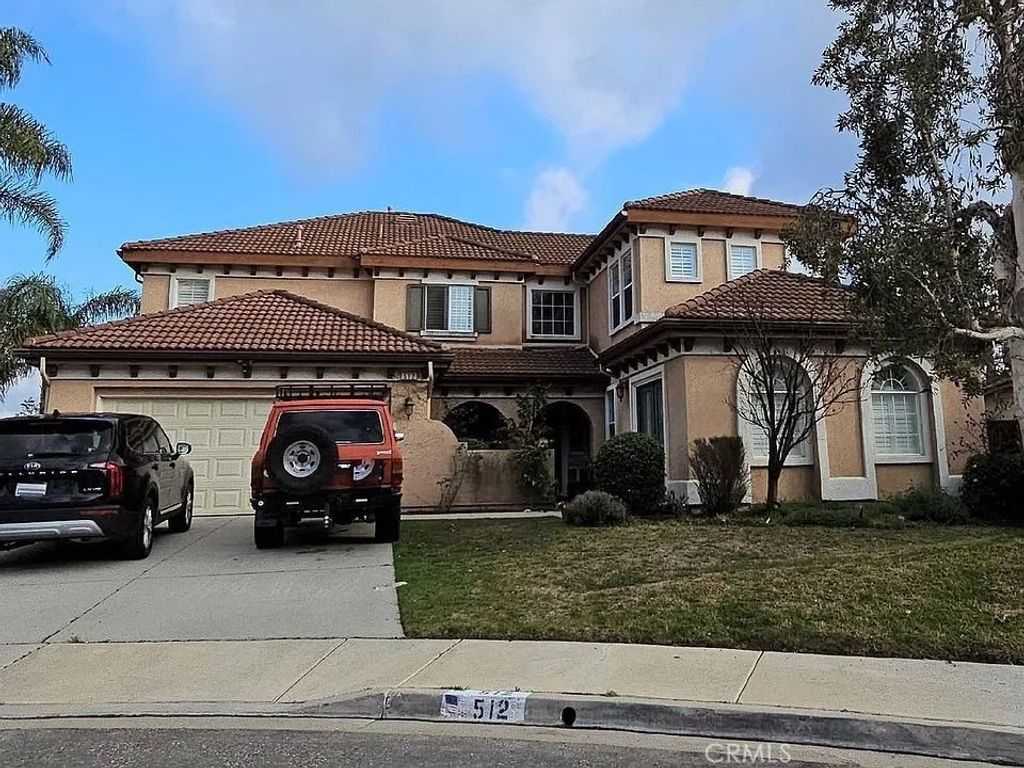 Photo of 512 Roosevelt Court, Simi Valley, CA 93065 (MLS # CV25279516)